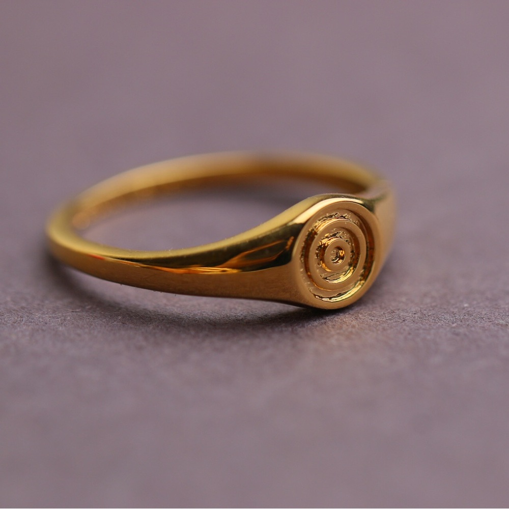 Jenny Bird Swirl Gold Ring size 8